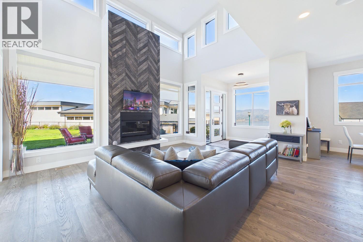 439 Redtail Court, Kelowna