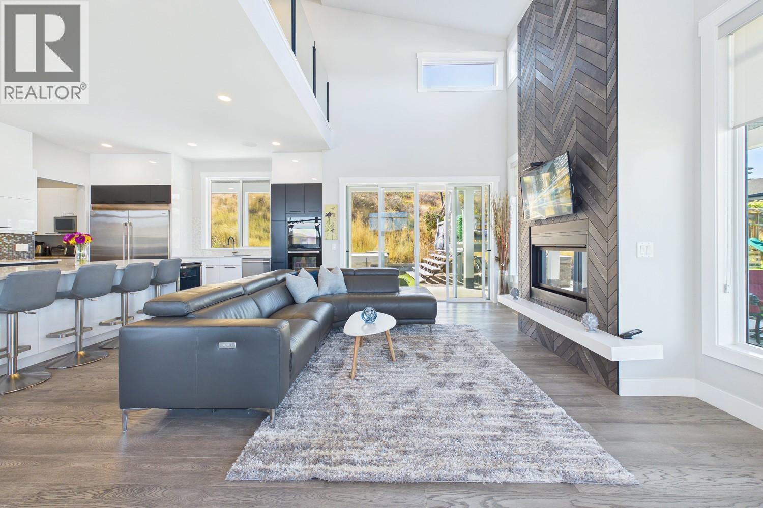 439 Redtail Court, Kelowna