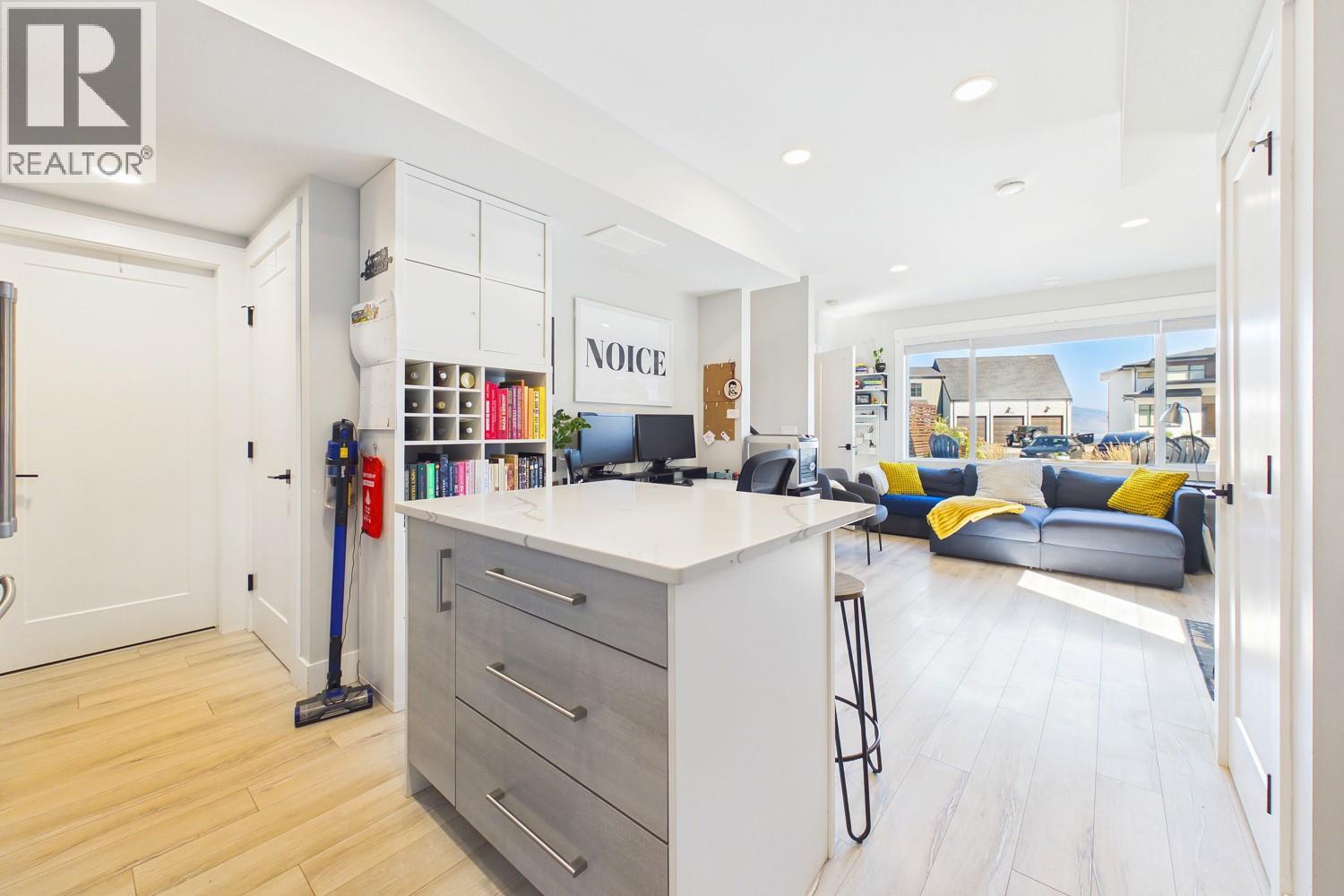 439 Redtail Court, Kelowna