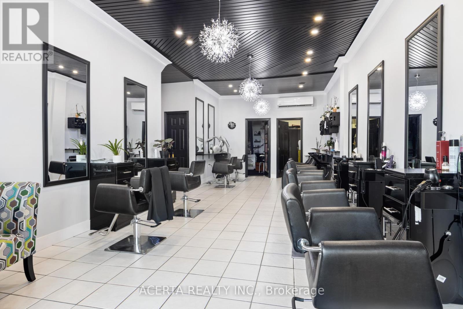 Retail for Sale in Ottawa – 1008 WELLINGTON STREET W, Ottawa – MLS# X13720264 - Image 18