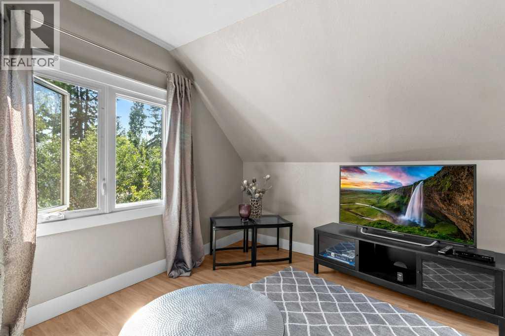 Listing photo – 5708 45 Avenue, Red Deer