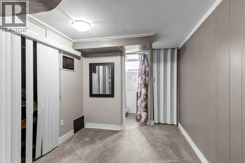 Listing photo – 5708 45 Avenue, Red Deer