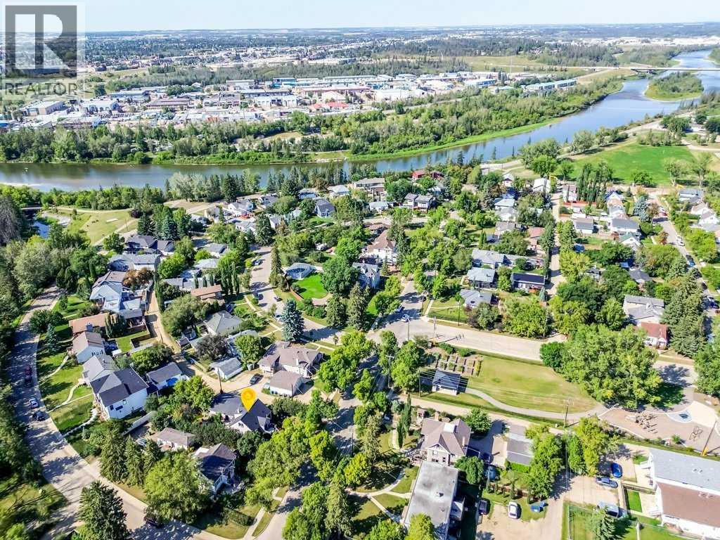 Listing photo – 5708 45 Avenue, Red Deer