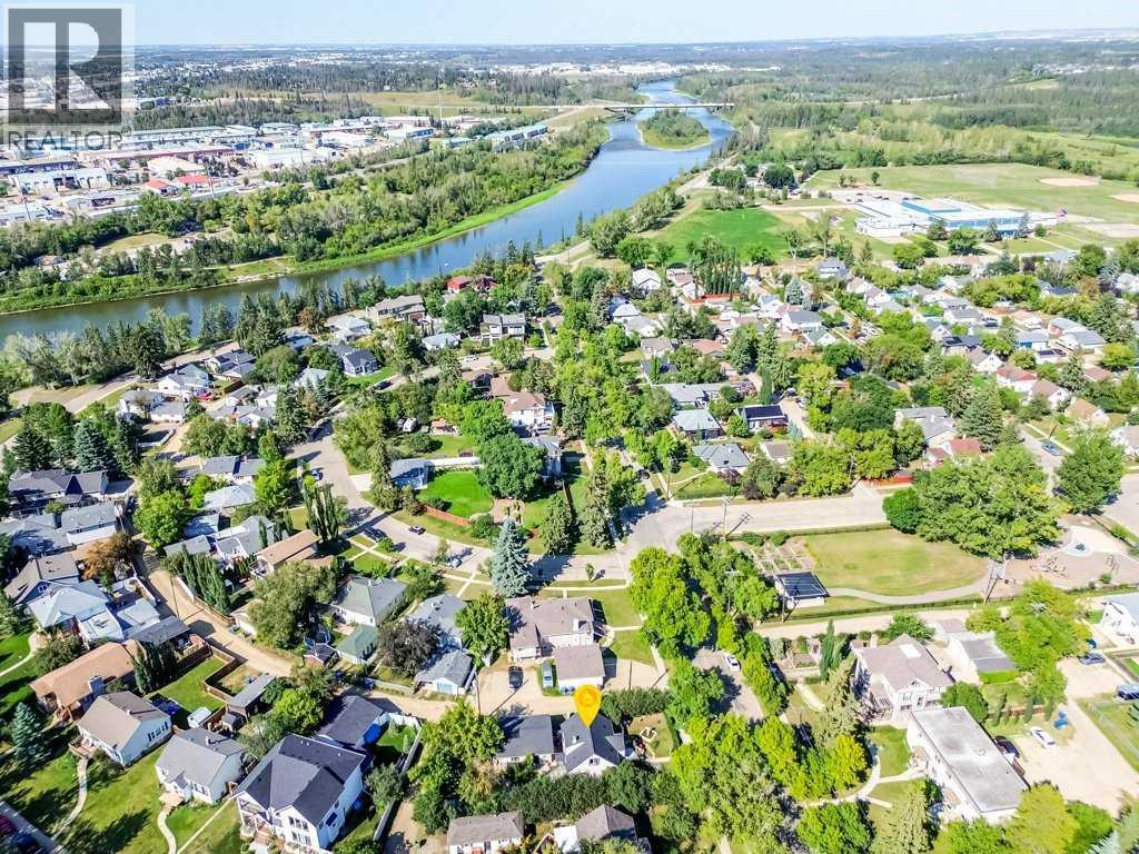Listing photo – 5708 45 Avenue, Red Deer