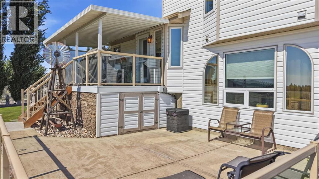 Listing photo – 5406 64A Street Close, Ponoka