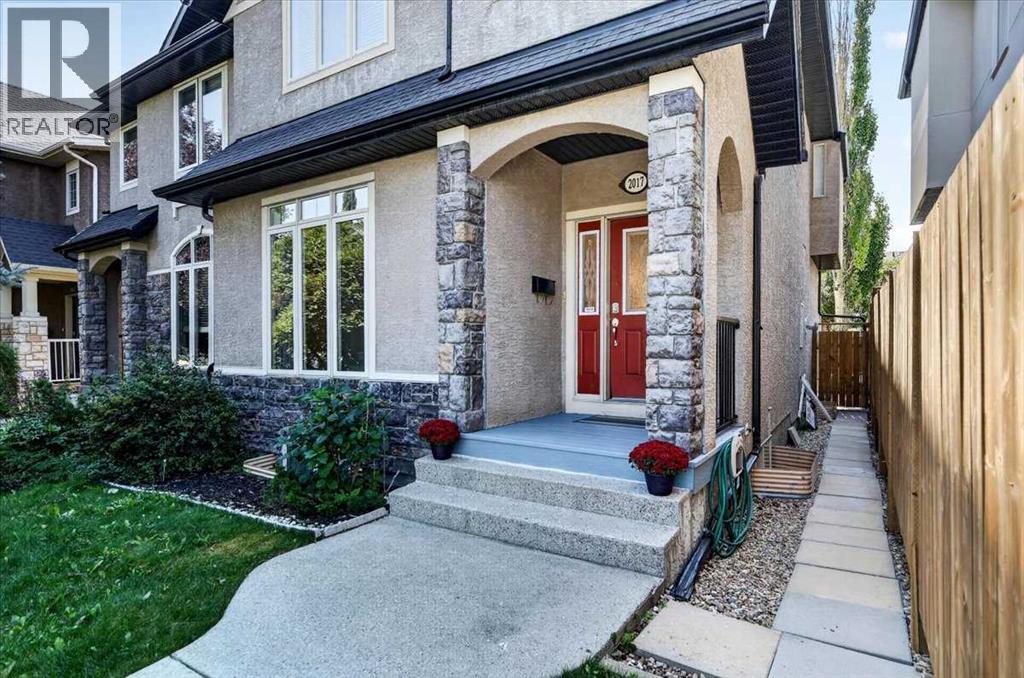 2017 21 Avenue NW, Banff Trail, Calgary photo 3