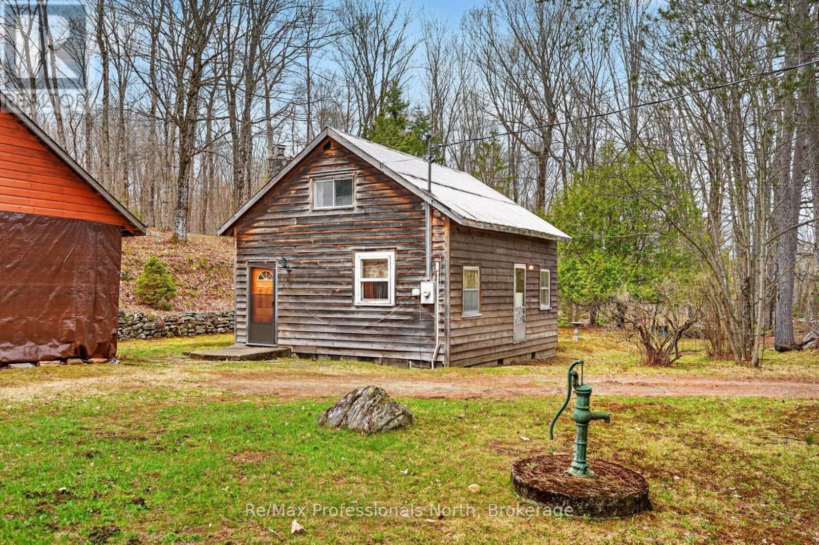 3640 MUSKOKA RD 117 ROAD E - 9