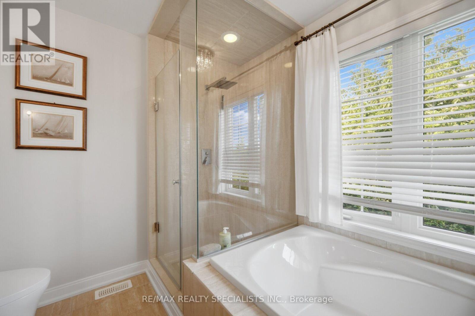 308 MORTIMER CRESCENT - 15