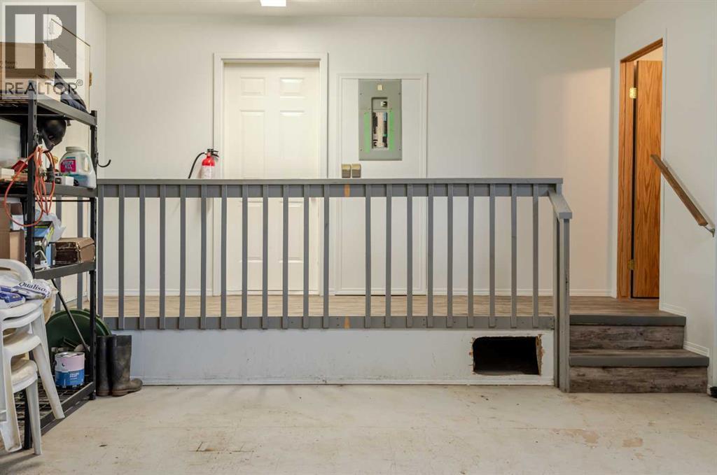 731006 Range Road 51 - 21