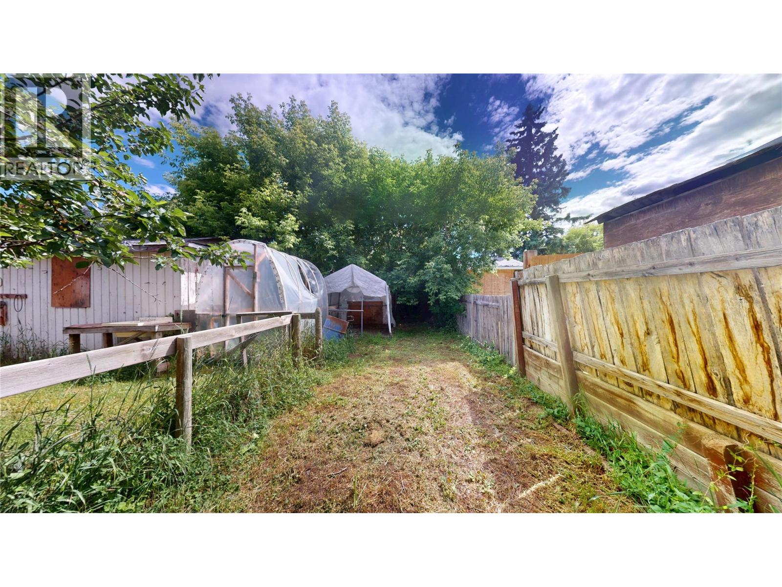 1009 12th Avenue S - 40