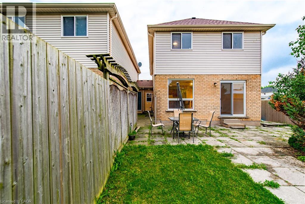 #Room A 119 SUMMERS Drive, Thorold, Ontario, L2V5C7, Thorold, Ontario — photo 2 of 5