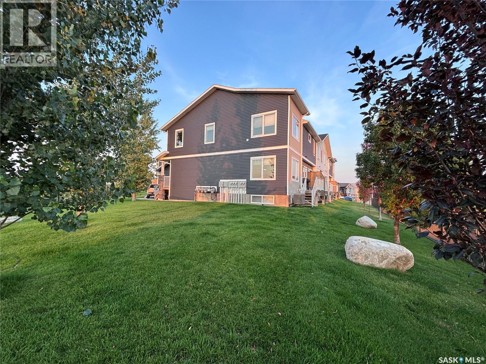 #11 510 Kloppenburg CRESCENT - Image 30