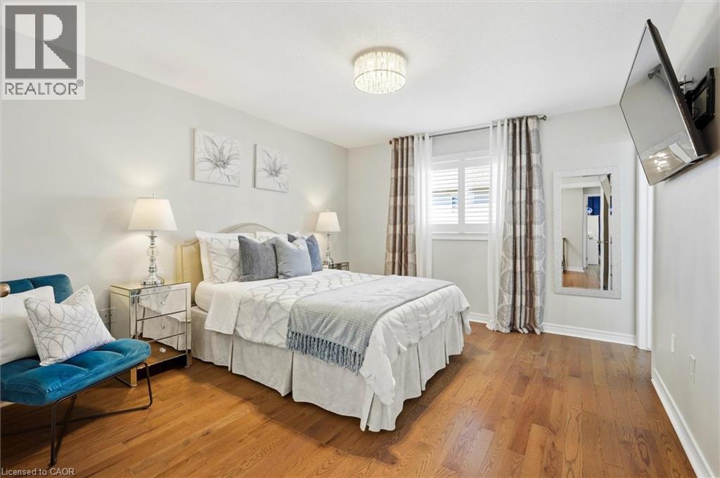 84 PERIWINKLE Drive - 16