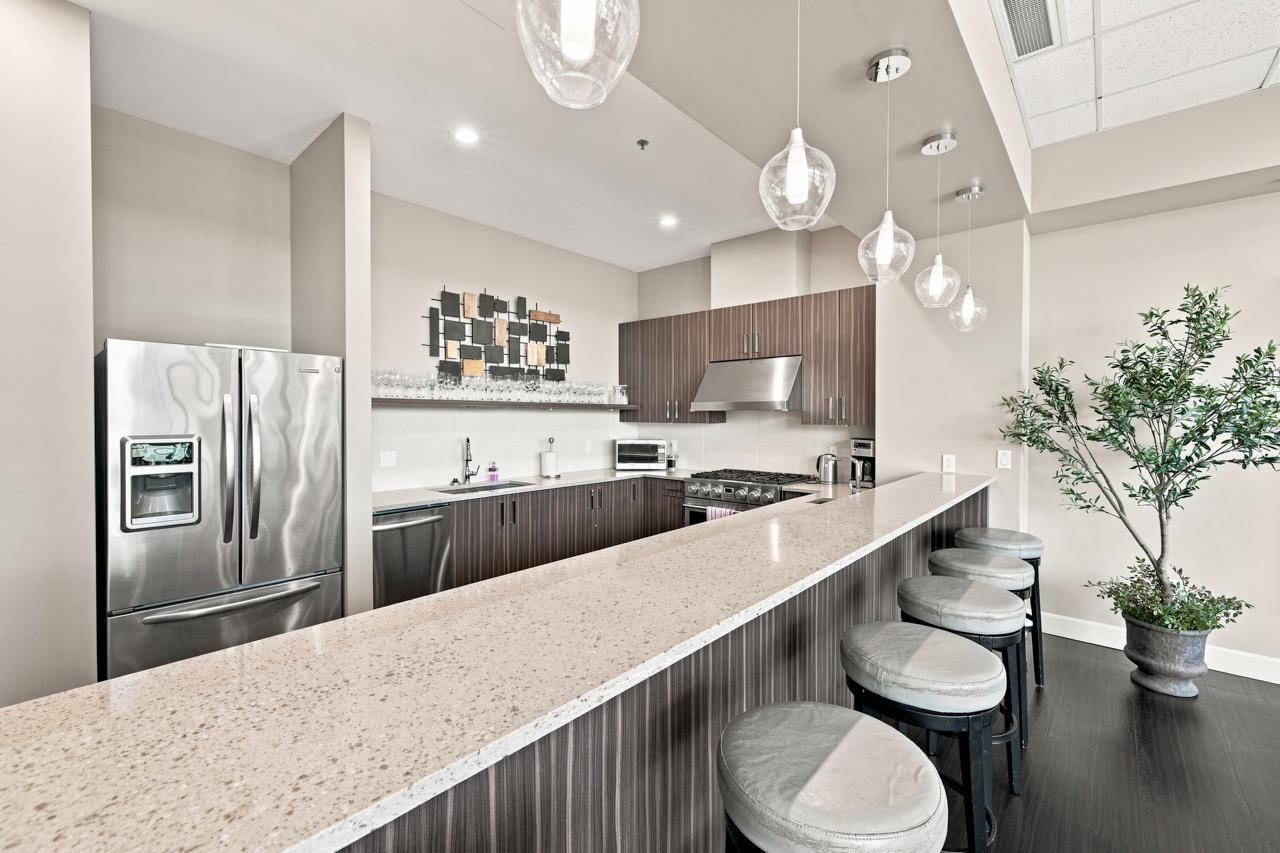 307 15175 36 AVENUE, Surrey