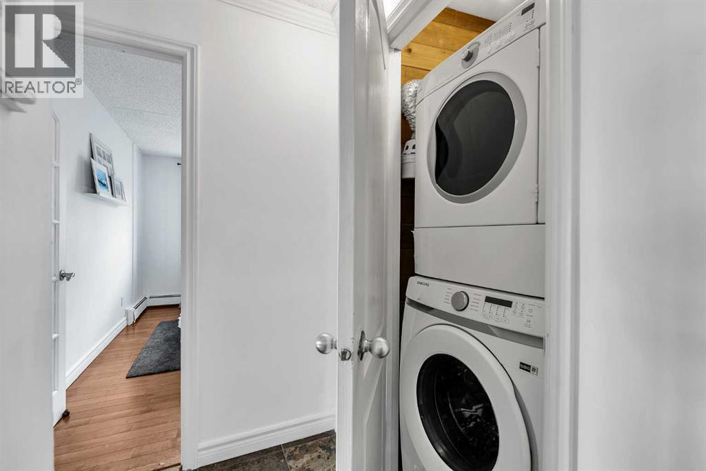 #605 128 15 Avenue SW - 30