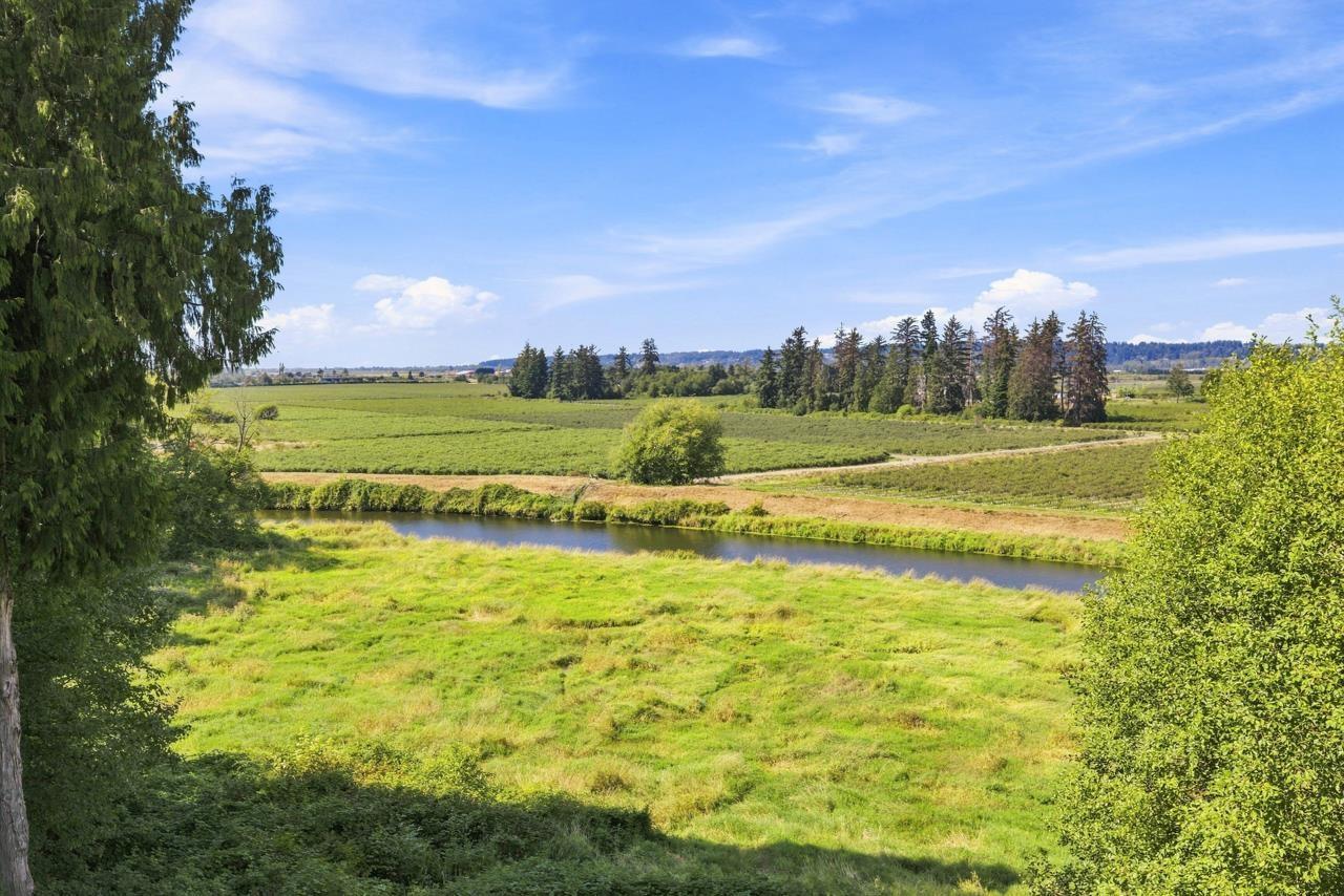 307 15175 36 AVENUE, Surrey