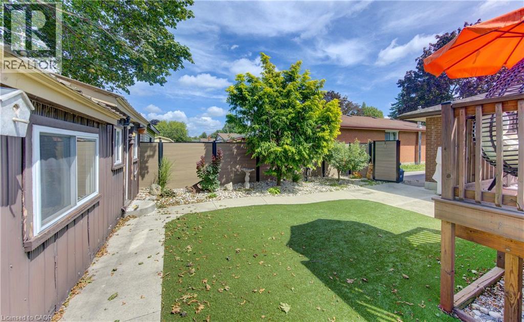 144 HOLBORN Drive - 42