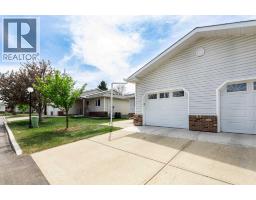 59, 2816 Botterill Crescent, Red Deer, AB T4R2H7 Photo 9