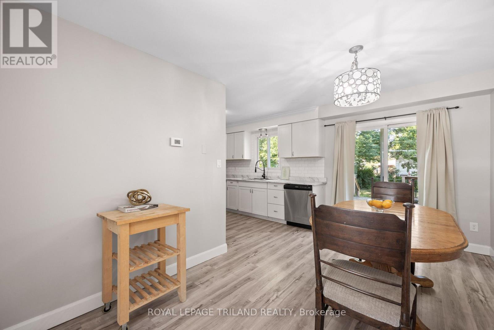 1767 ALDERSBROOK ROAD - 8