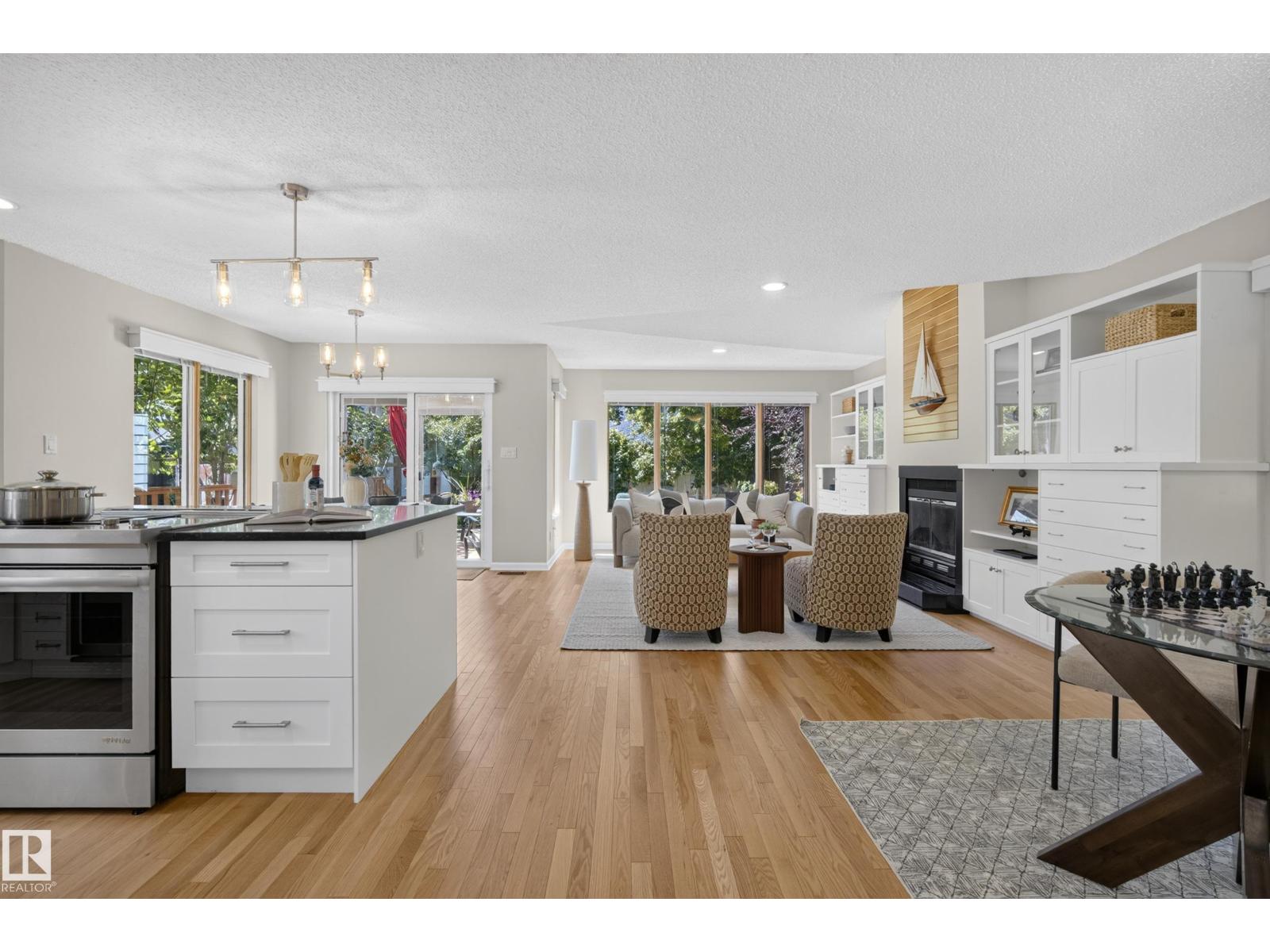 9324 93 ST NW - 6