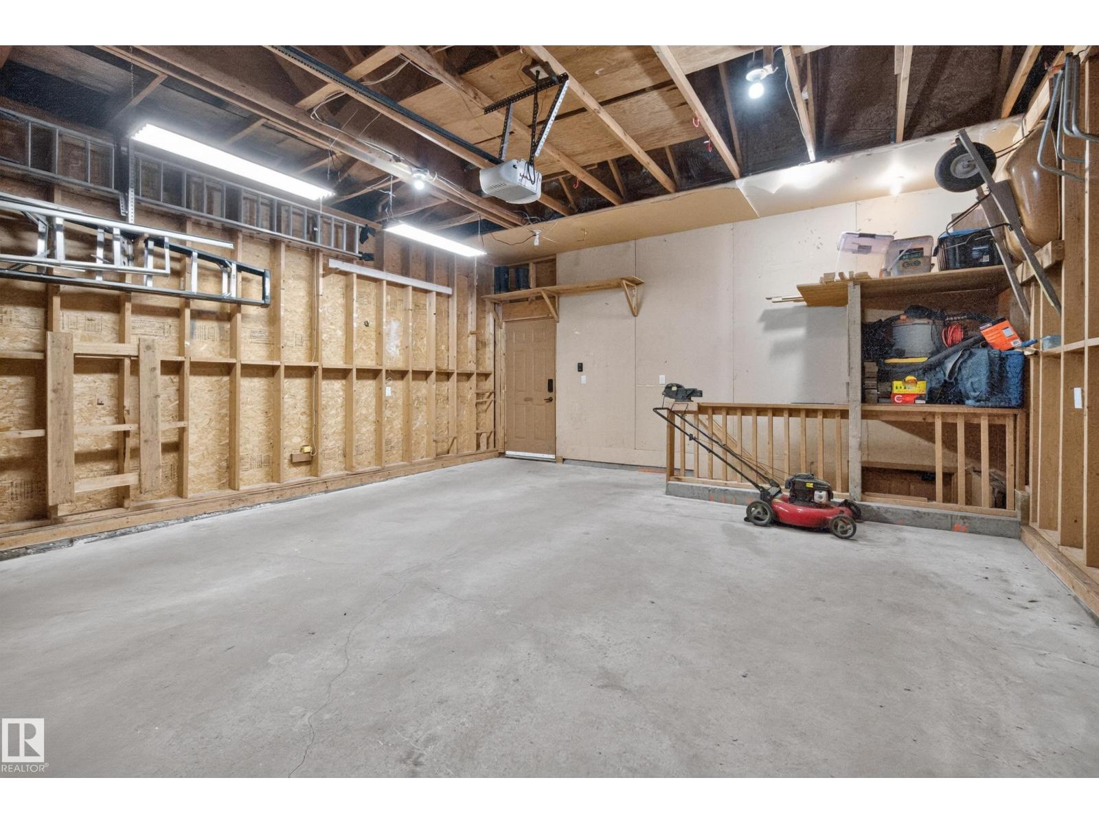 9324 93 ST NW - 46