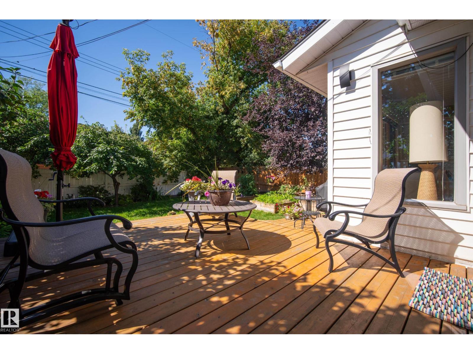 9324 93 ST NW - 53
