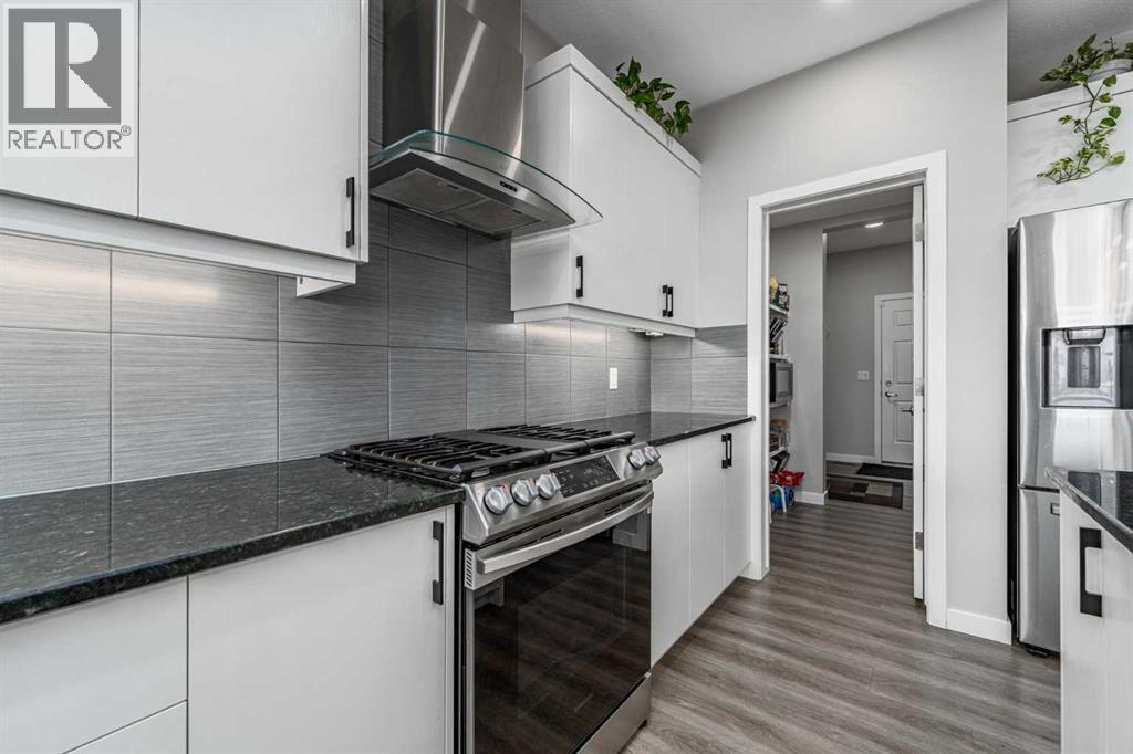 1161 Chinook Gate Bay SW - 19