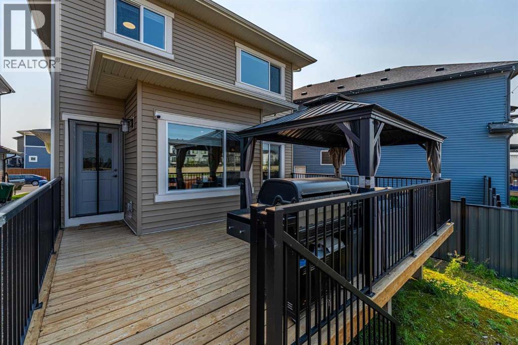 1161 Chinook Gate Bay SW - 42