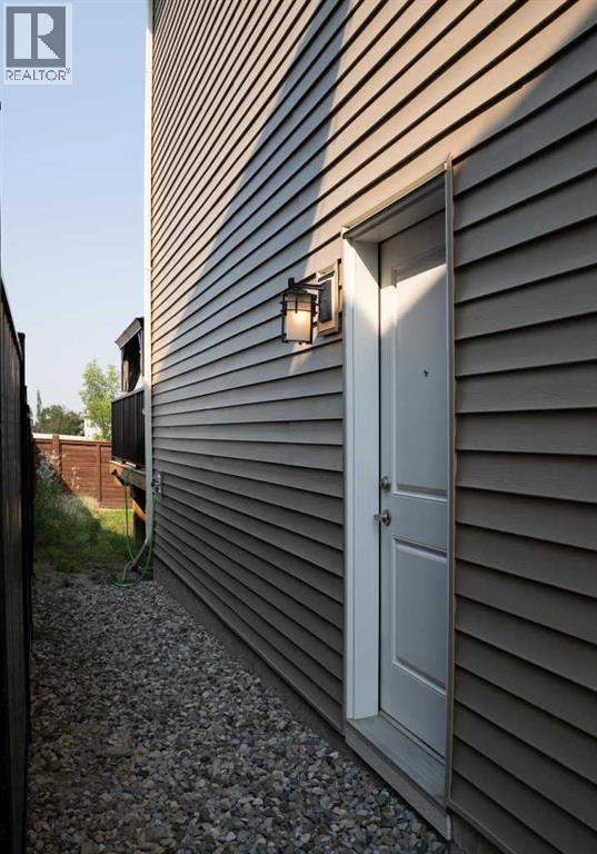 1161 Chinook Gate Bay SW - 43
