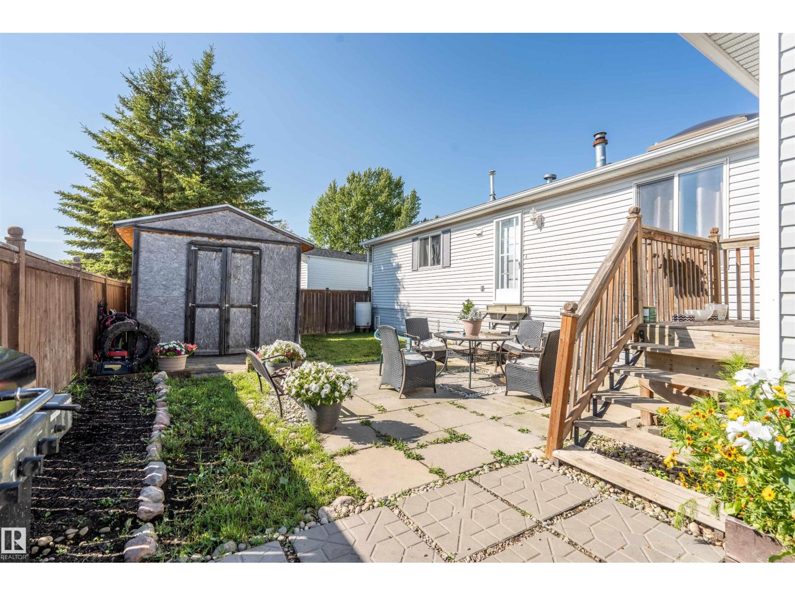 #89 5508 55 ST - 21