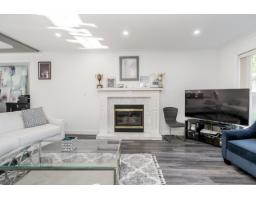 8673 150 Street, Surrey, BC V3S5G1 Photo 6