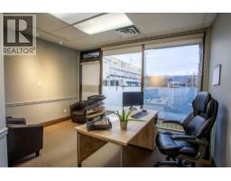1455 Ellis Street, Kelowna, BC V1Y2A3 Photo 22