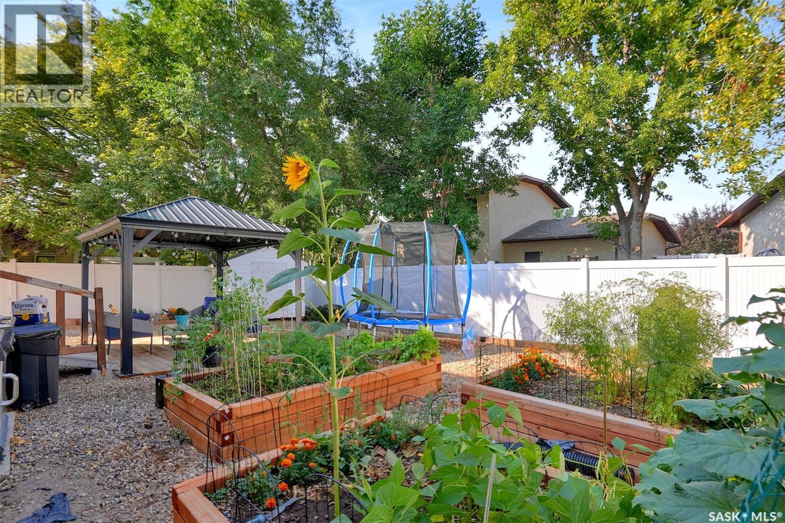 1214 Devonshire DRIVE N - Image 29