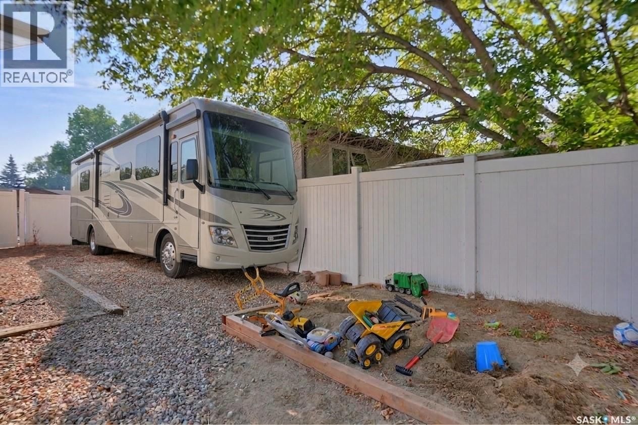 1214 Devonshire DRIVE N - Image 34