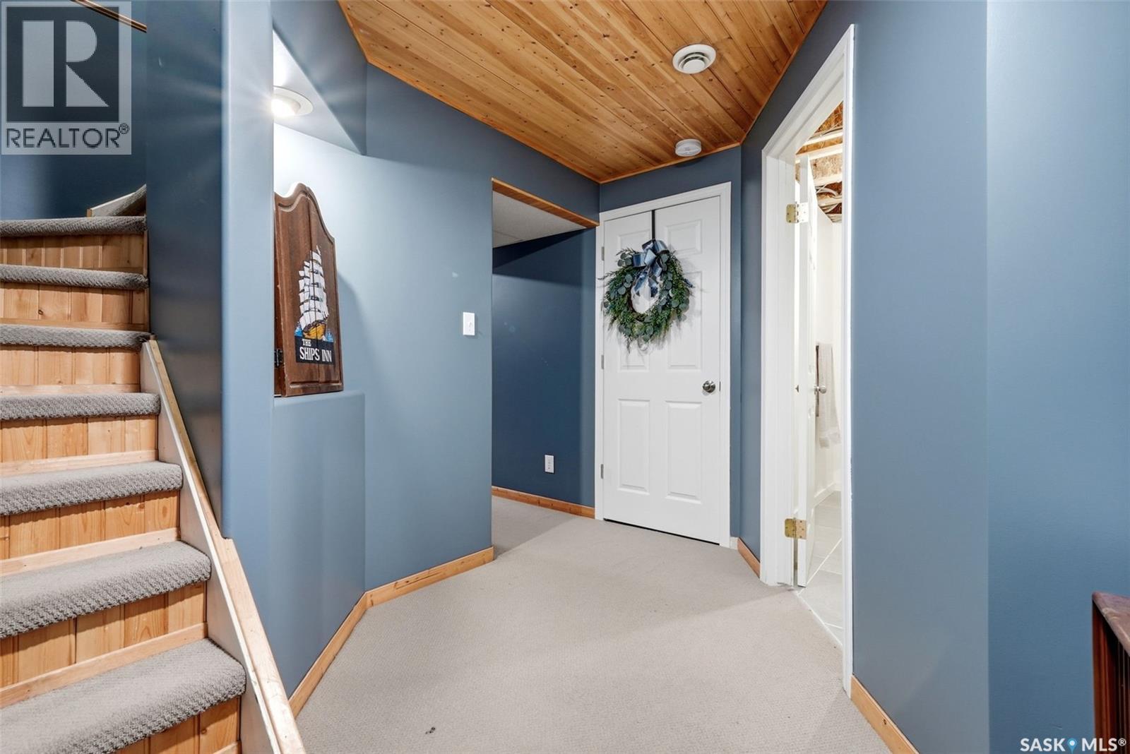 1336 Smishek DRIVE N - 30