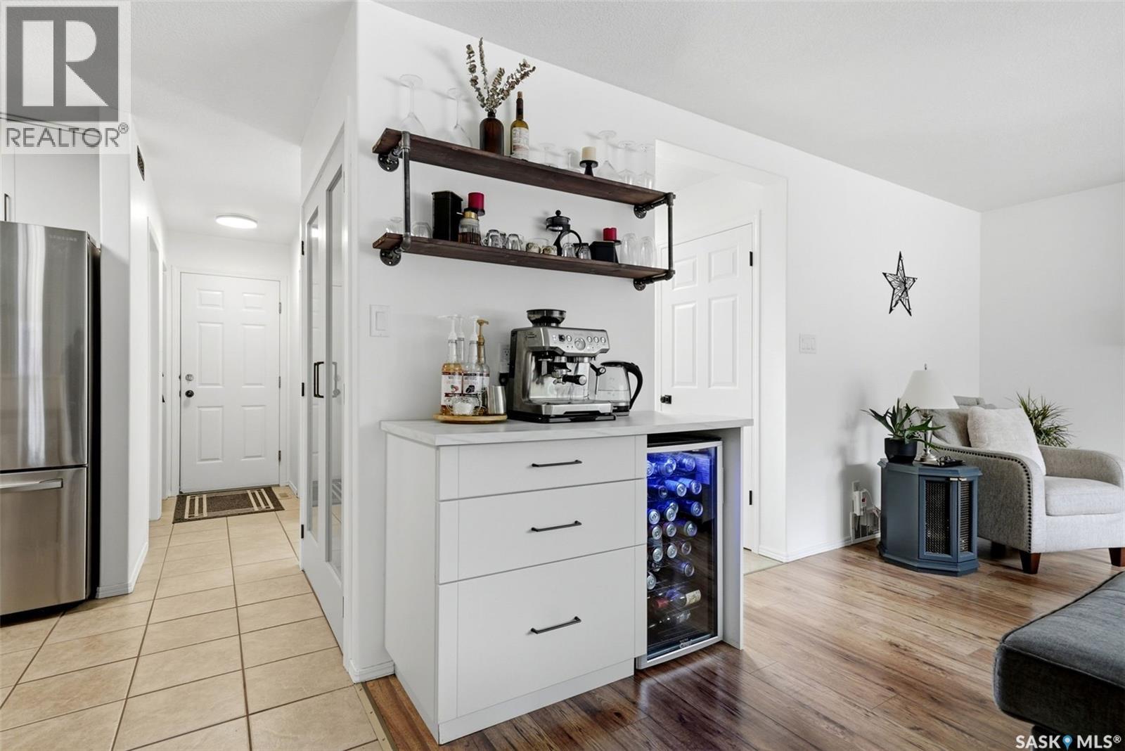 1336 Smishek DRIVE N - Image 8