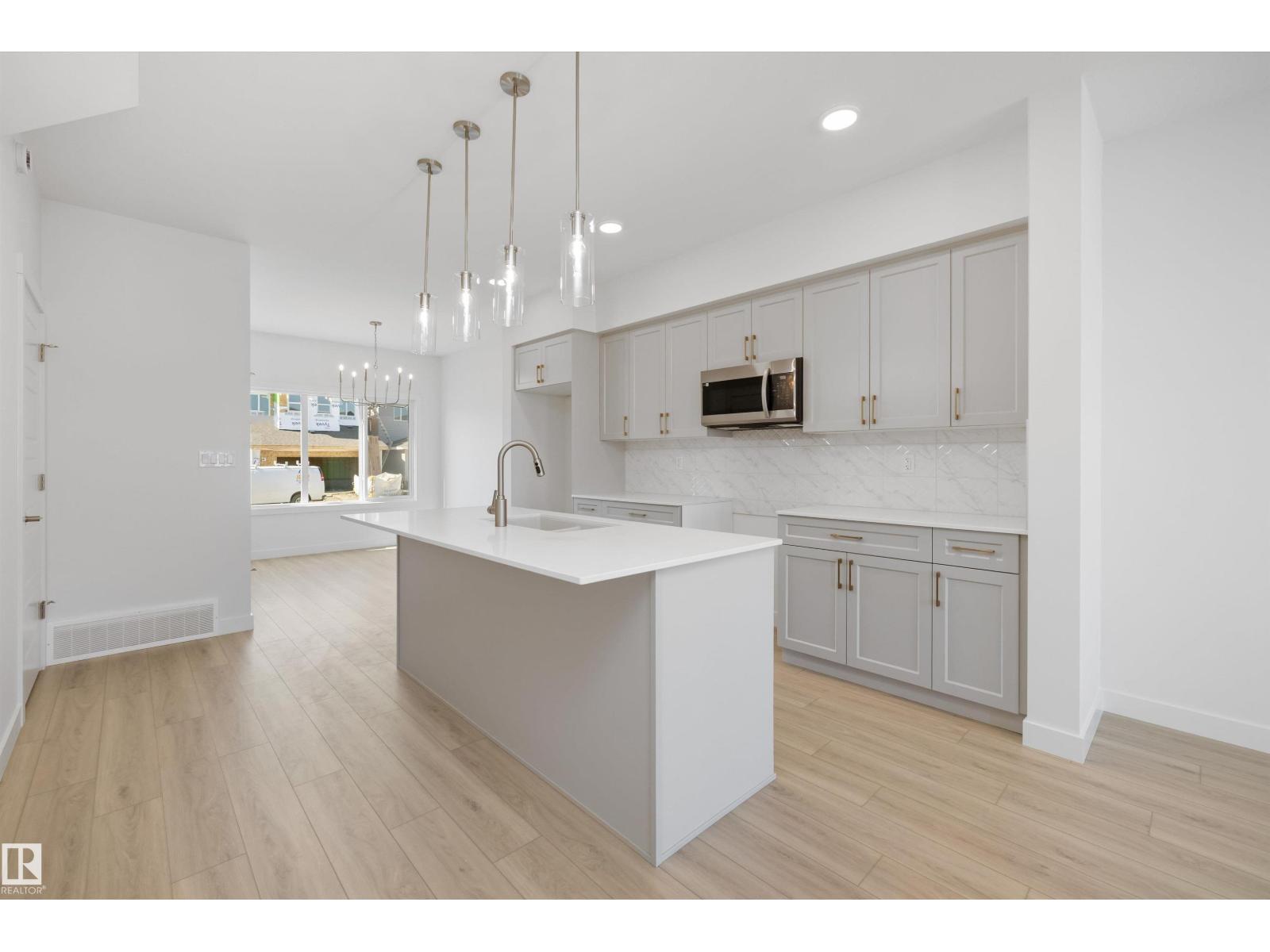 1605 210A ST NW - 12