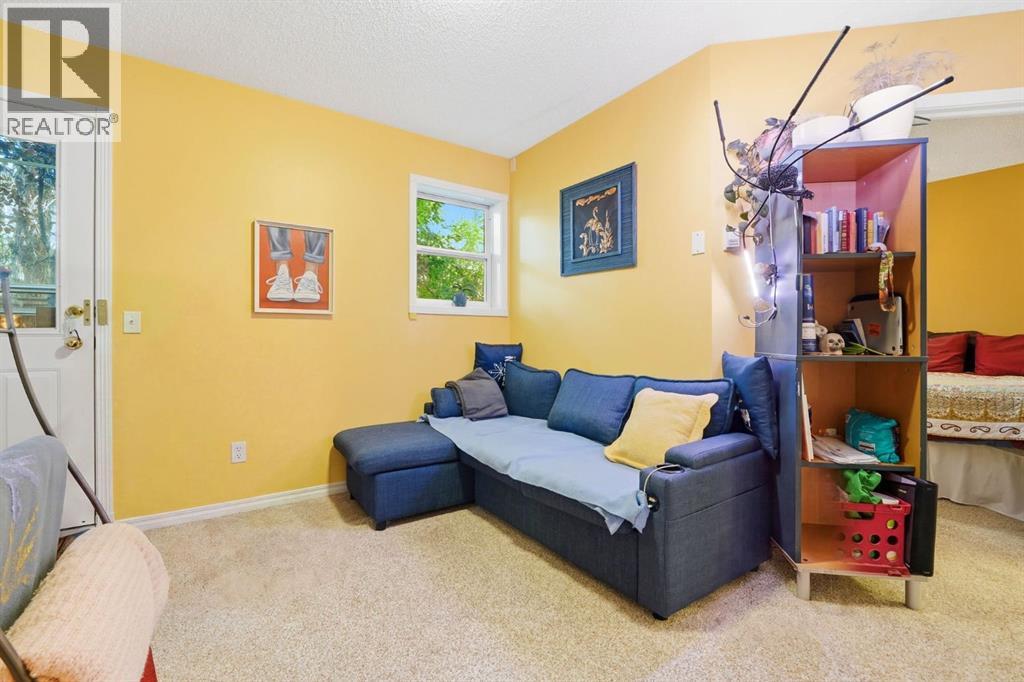 #104 438 31 Avenue NW - 19