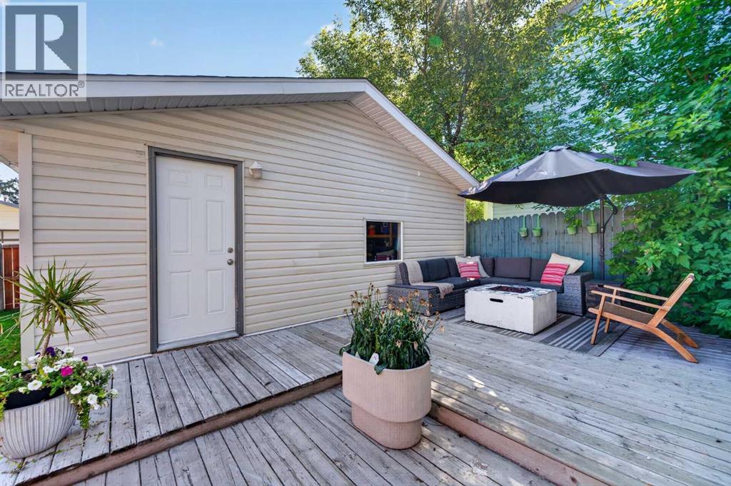 255 Shawcliffe Circle SW, Shawnessy, Calgary photo 3