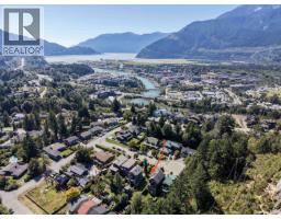 1014 Pennylane Place, Squamish, BC V8B0B5 Photo 16