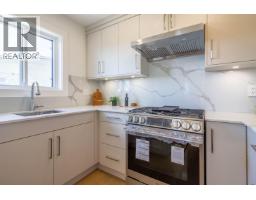 2256 Monashee Court, Coquitlam, BC V3K6P7 Photo 10