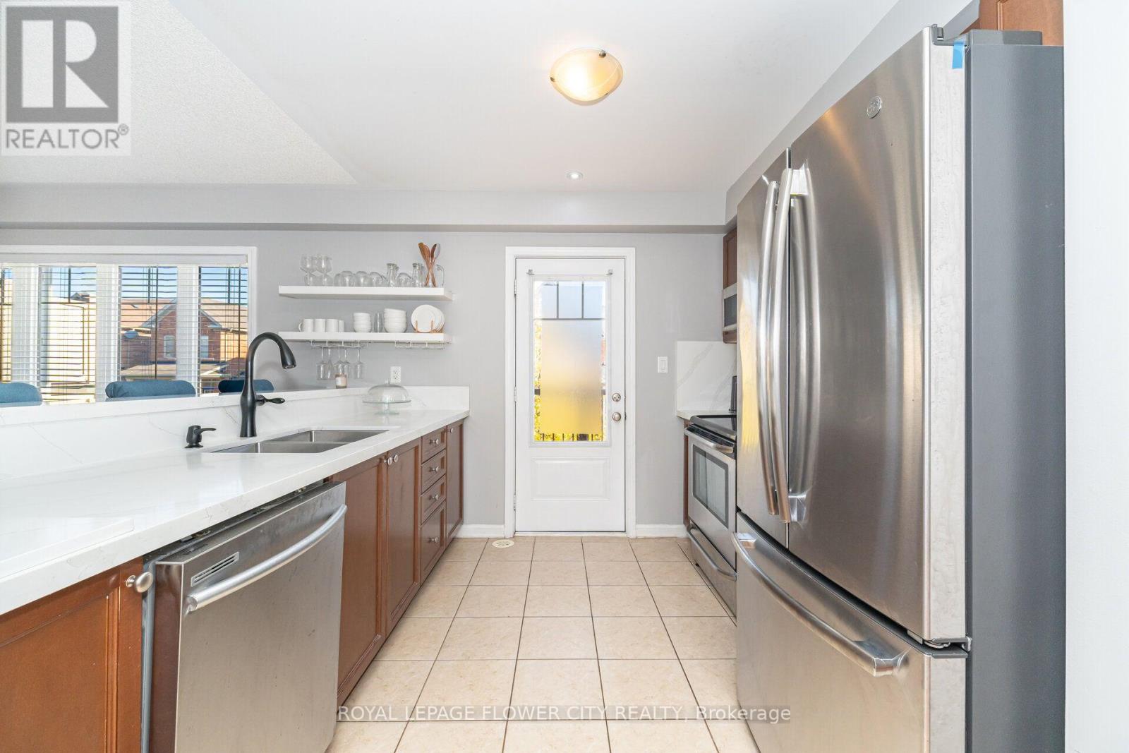 6 BABY POINTE TRAIL - Image 20