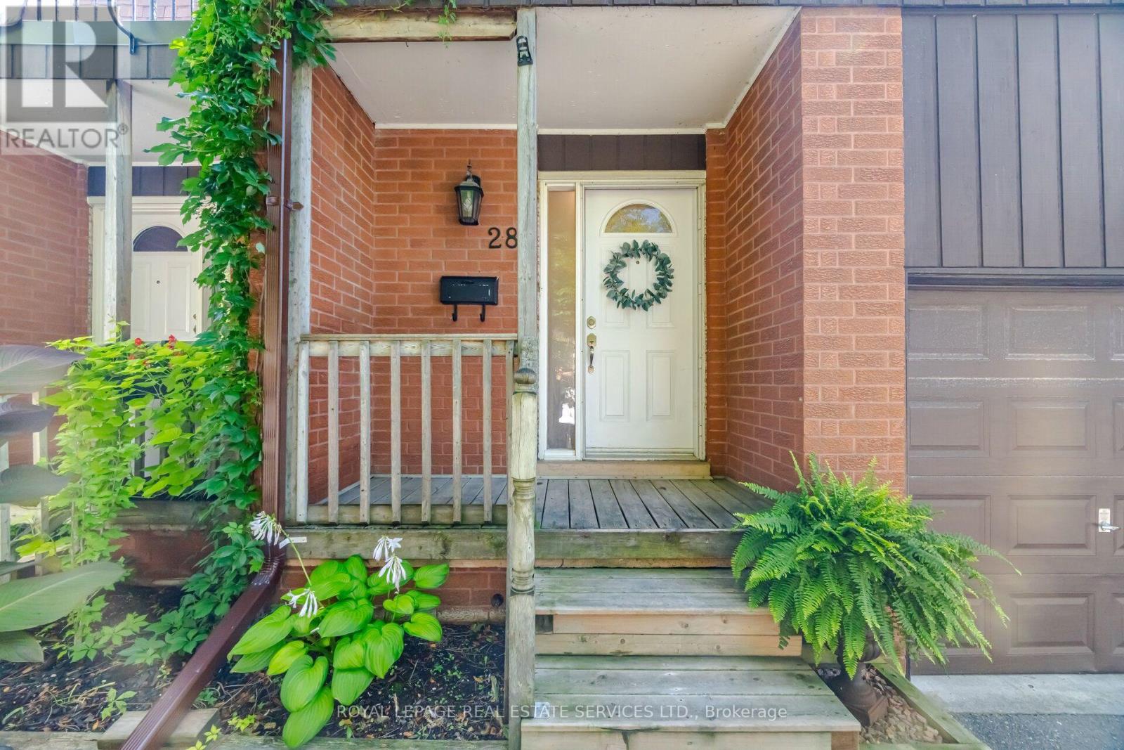 #28 750 BURNHAMTHORPE ROAD E - 3