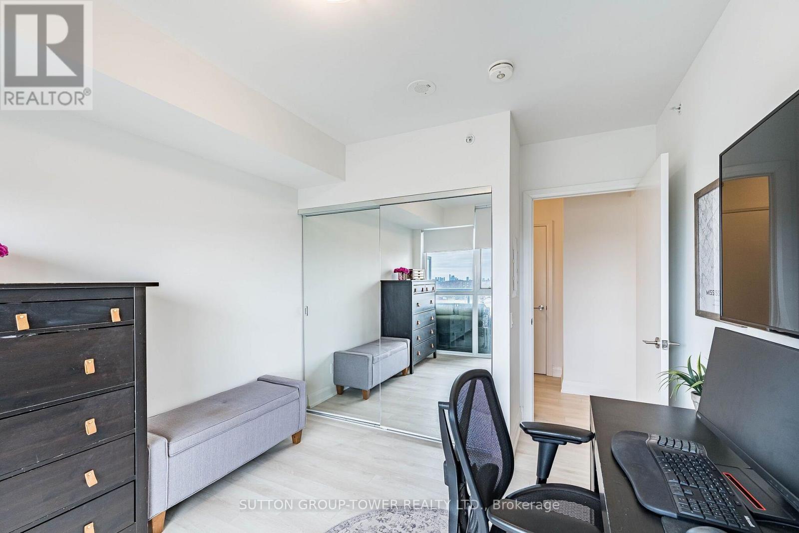 #609 1461 LAWRENCE AVENUE W - 21