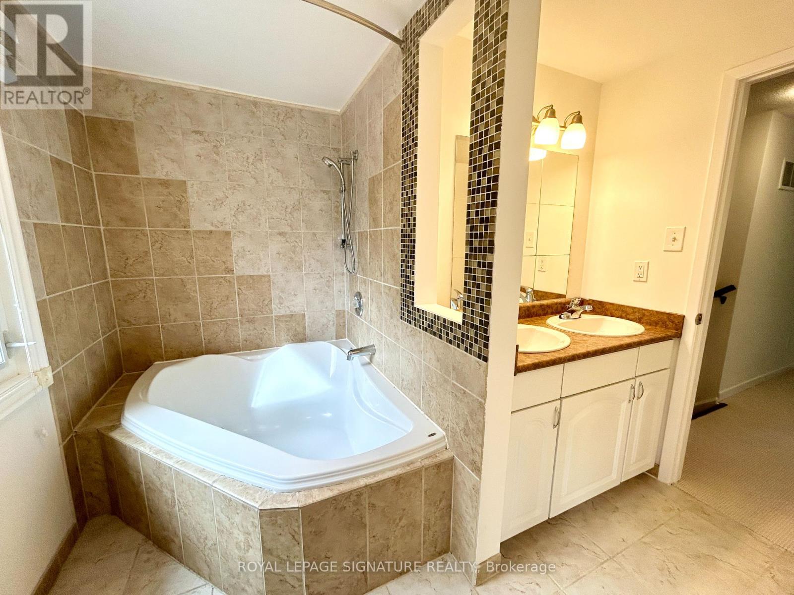 2682 ROMARK MEWS - 16