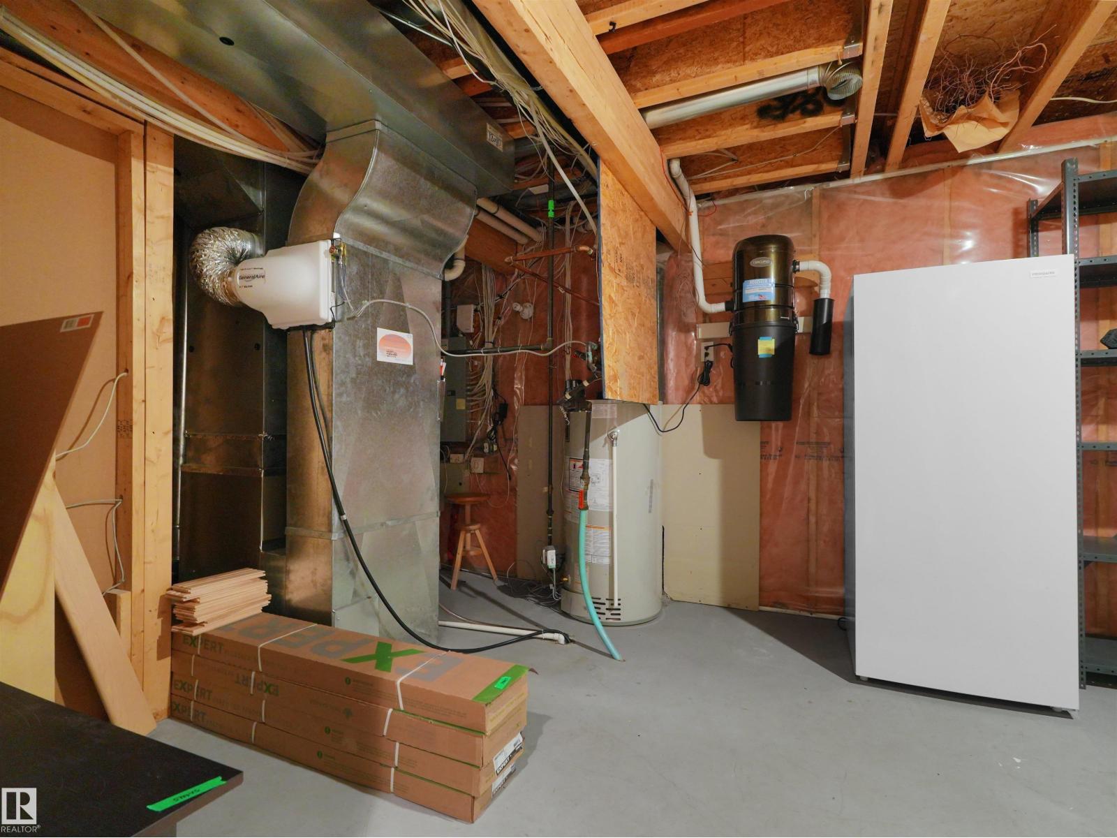 1682 HECTOR RD NW - Image 68