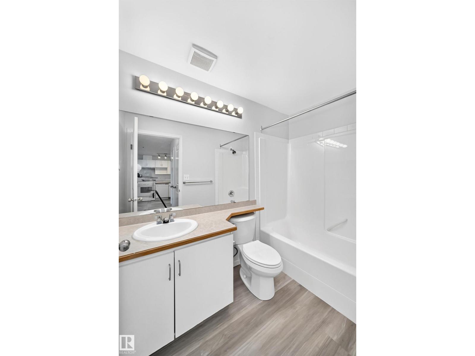 #218 10535 122 ST NW - 25