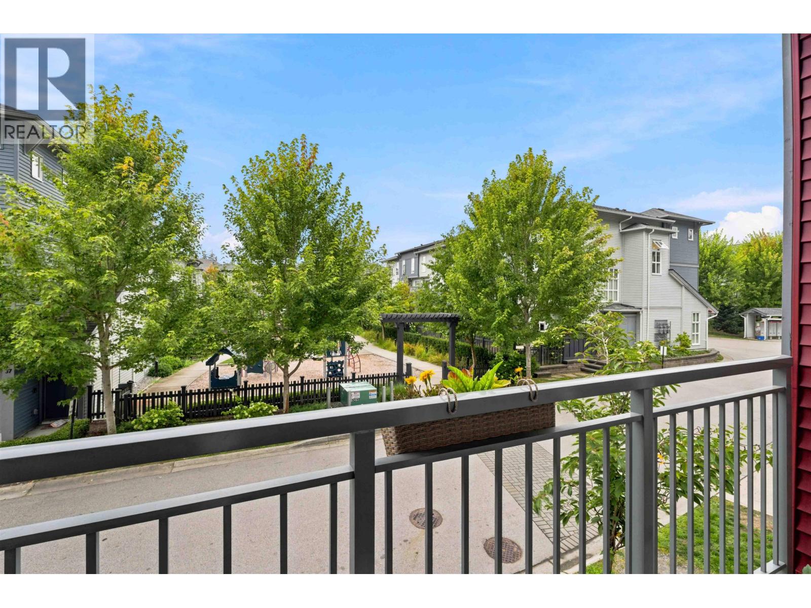 Photo of 38 24076 112 AVENUE 28
