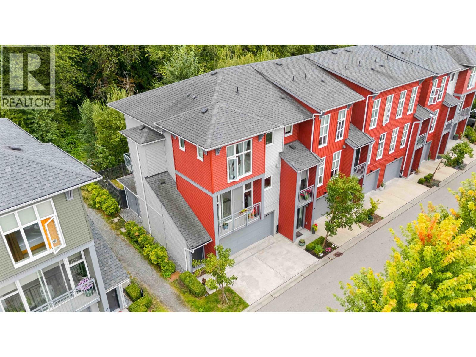 Photo of 38 24076 112 AVENUE 39