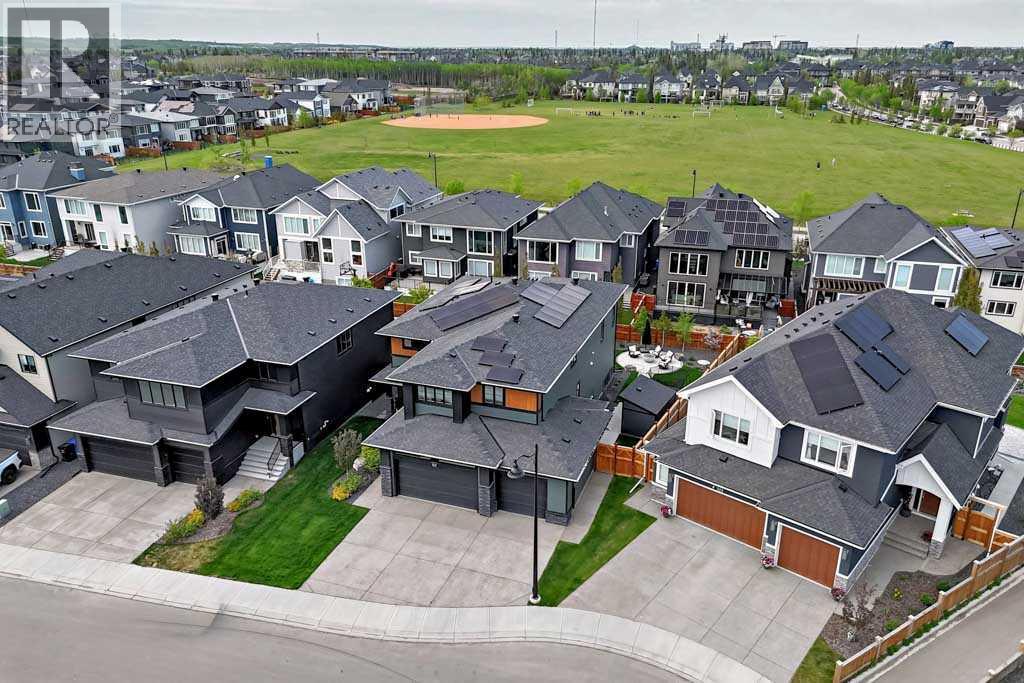 317 Aspen Summit Heights SW, Aspen Woods, Calgary photo 3